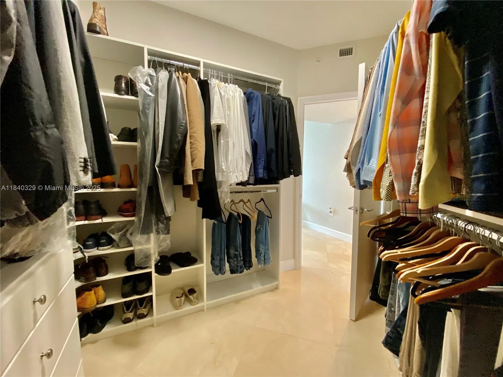 19900 E Country Club Dr # 1220, Aventura, FL 33180 photo 13
