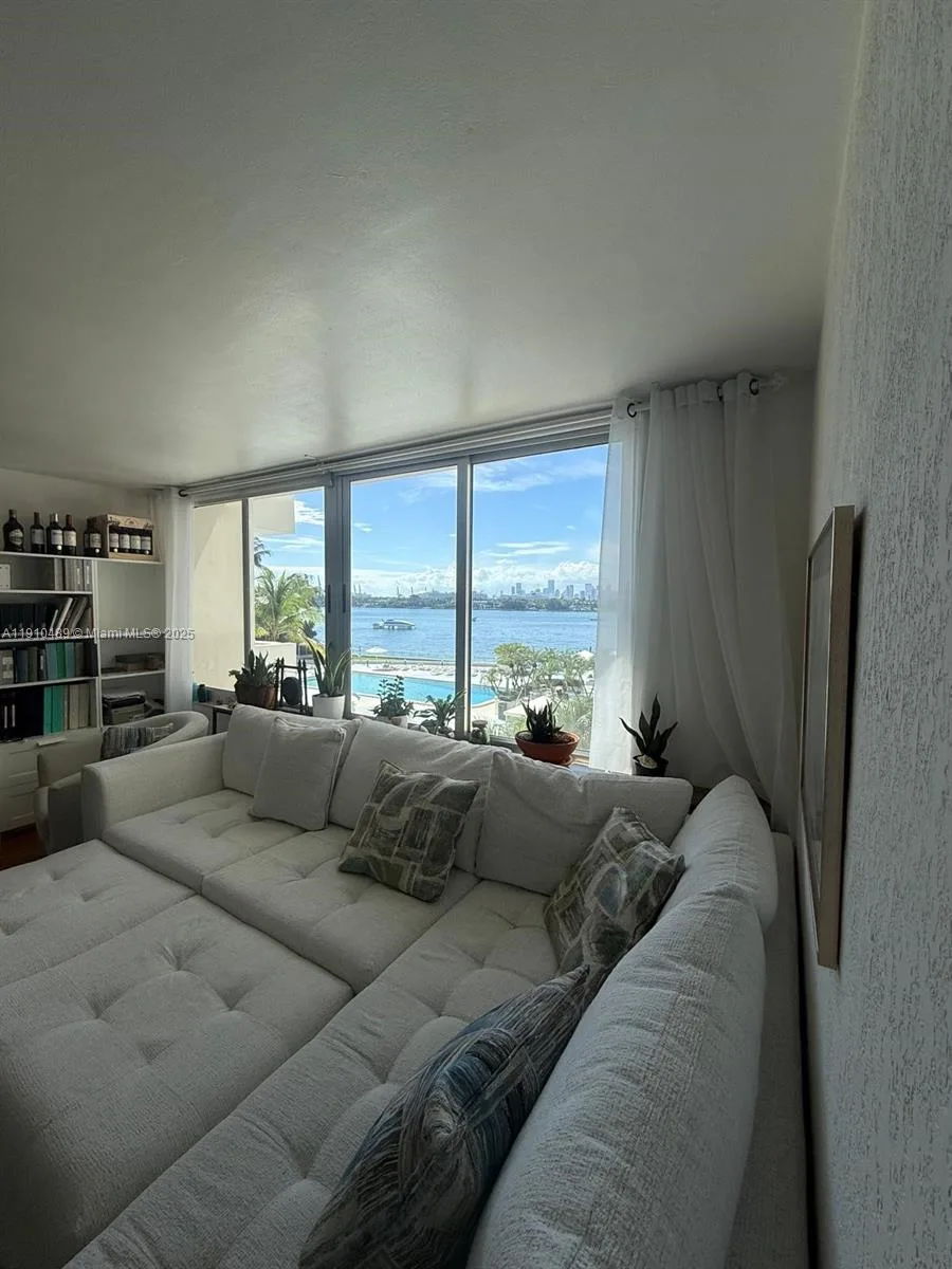 1200 West Ave # 301, Miami Beach, FL 33139