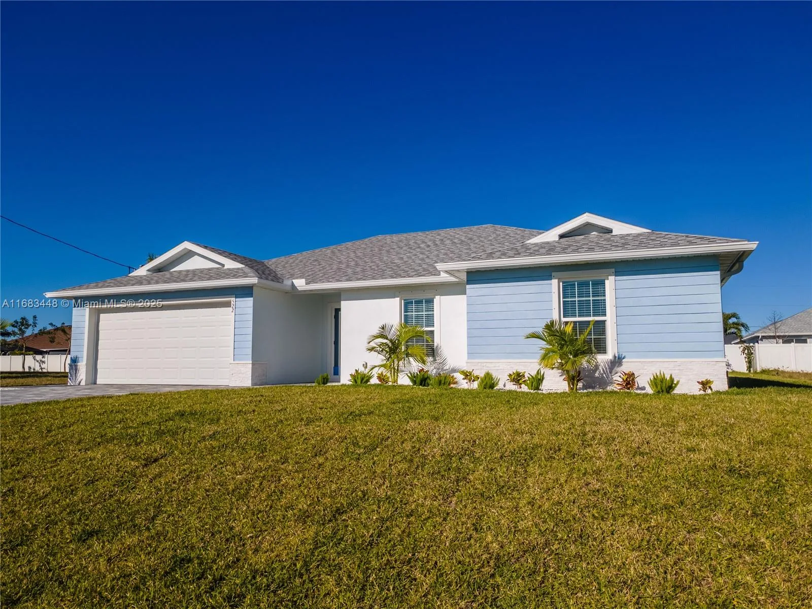 522 NW 7th Ave, Cape Coral, FL 33993 photo 2