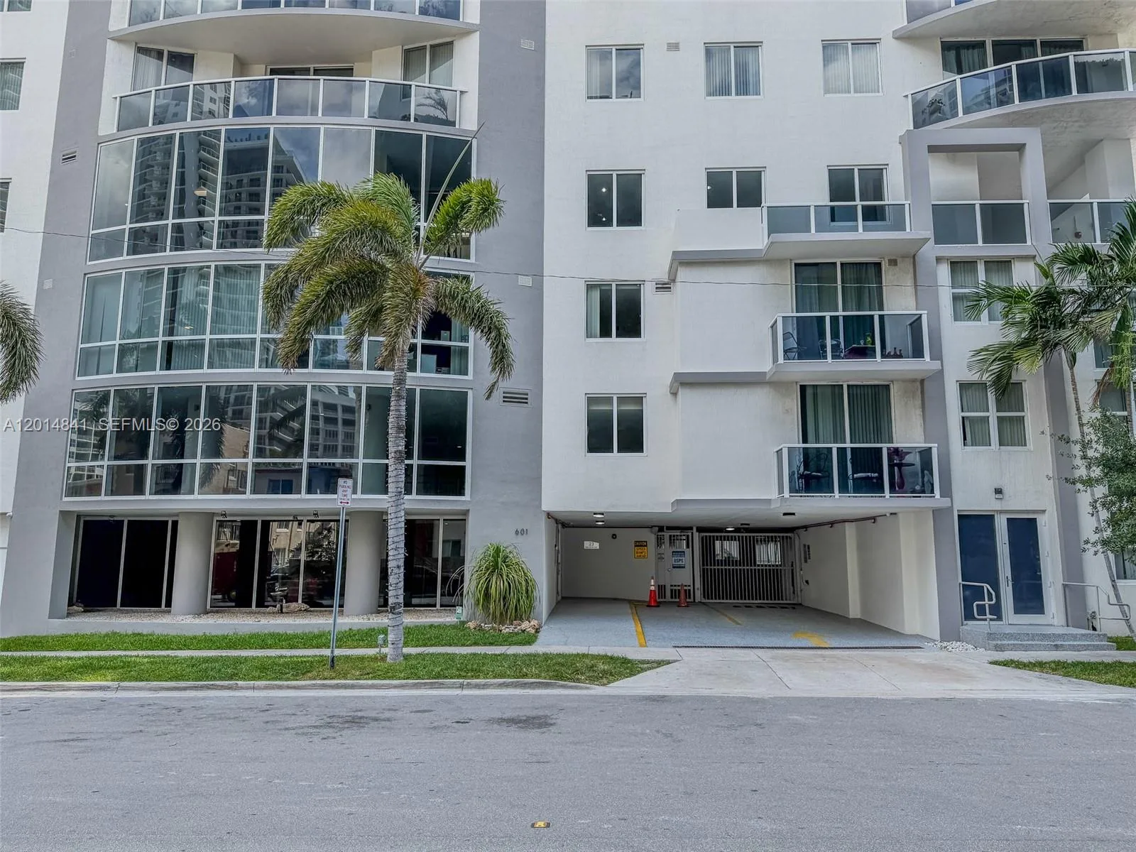 601 NE 23rd St # 607, Miami, FL 33137 photo 2