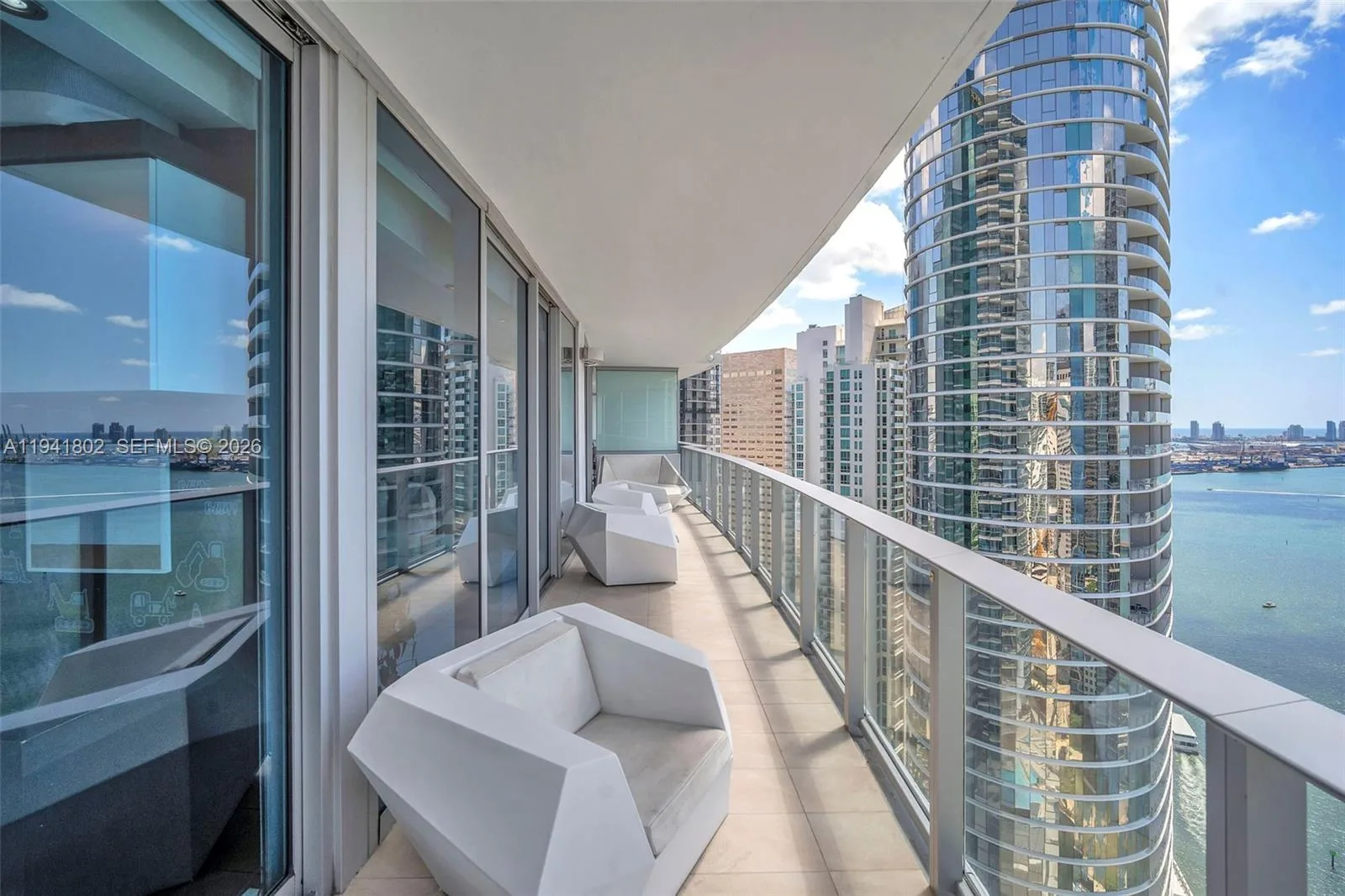 200 Biscayne Boulevard Way # 3607, Miami, FL 33131 photo 5