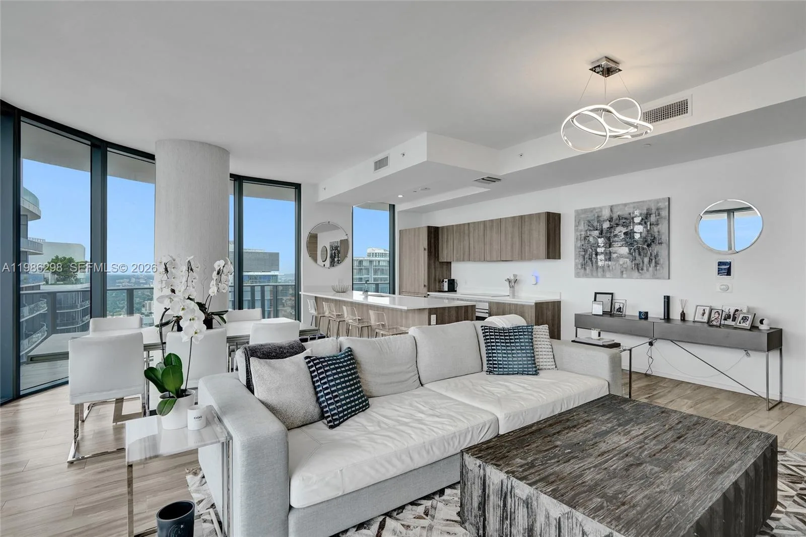 801 S Miami Ave # 4901, Miami, FL 33130 photo 2
