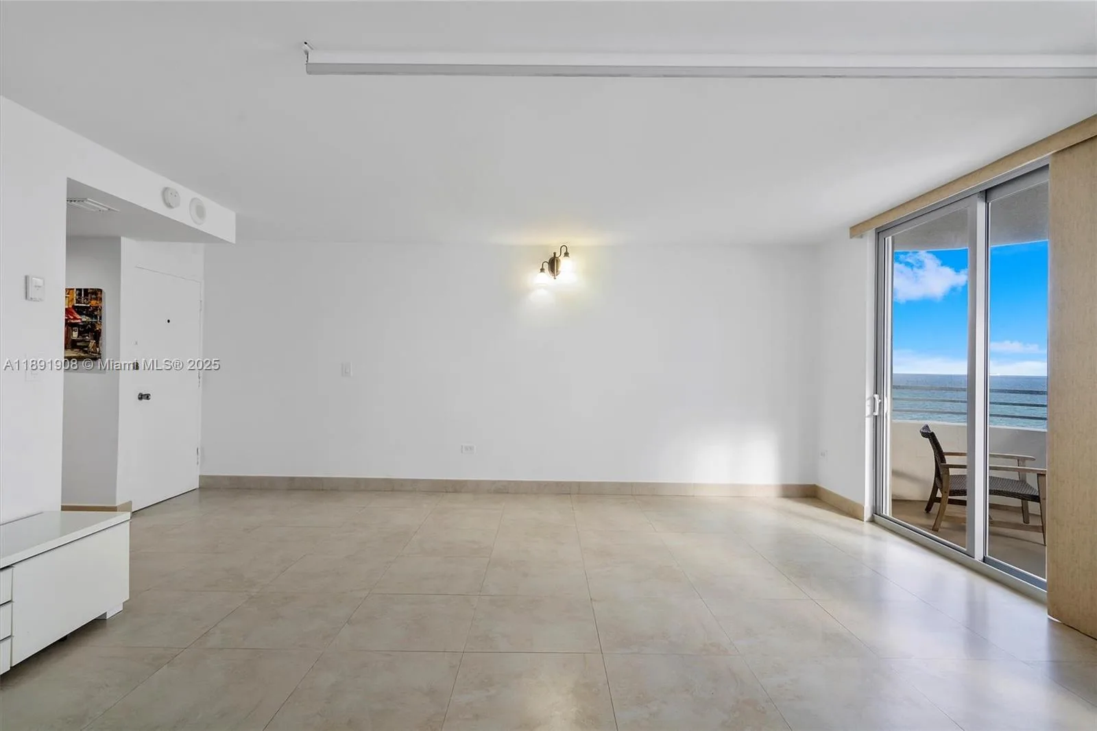 5555 Collins Ave # 10P, Miami Beach, FL 33140 photo 3
