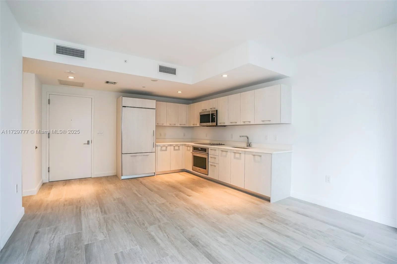 55 SW 9 Street # 1407, Miami, FL 33130