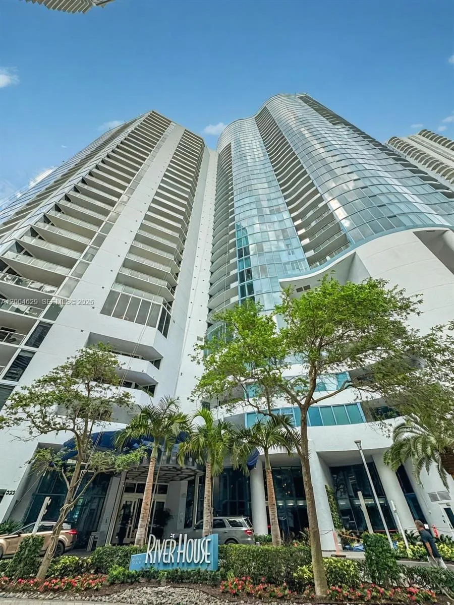 333 Las Olas Way # 304, Fort Lauderdale, FL 33301