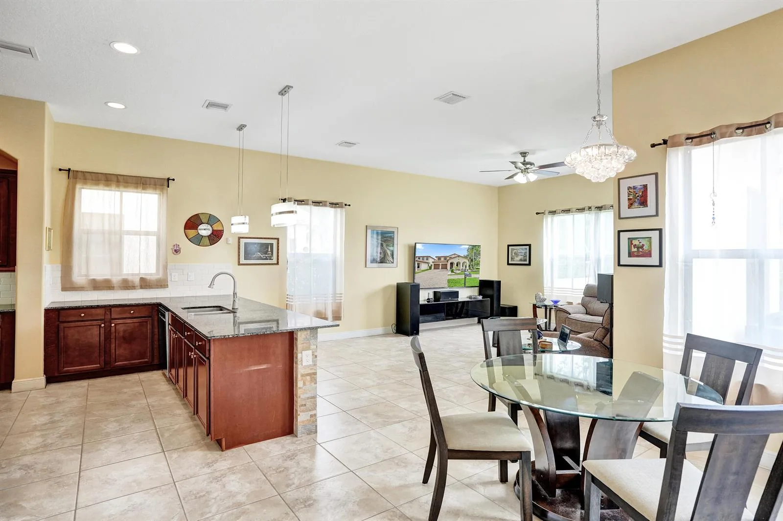 8541 NW 38th Street, Cooper City, FL 33024 photo 11