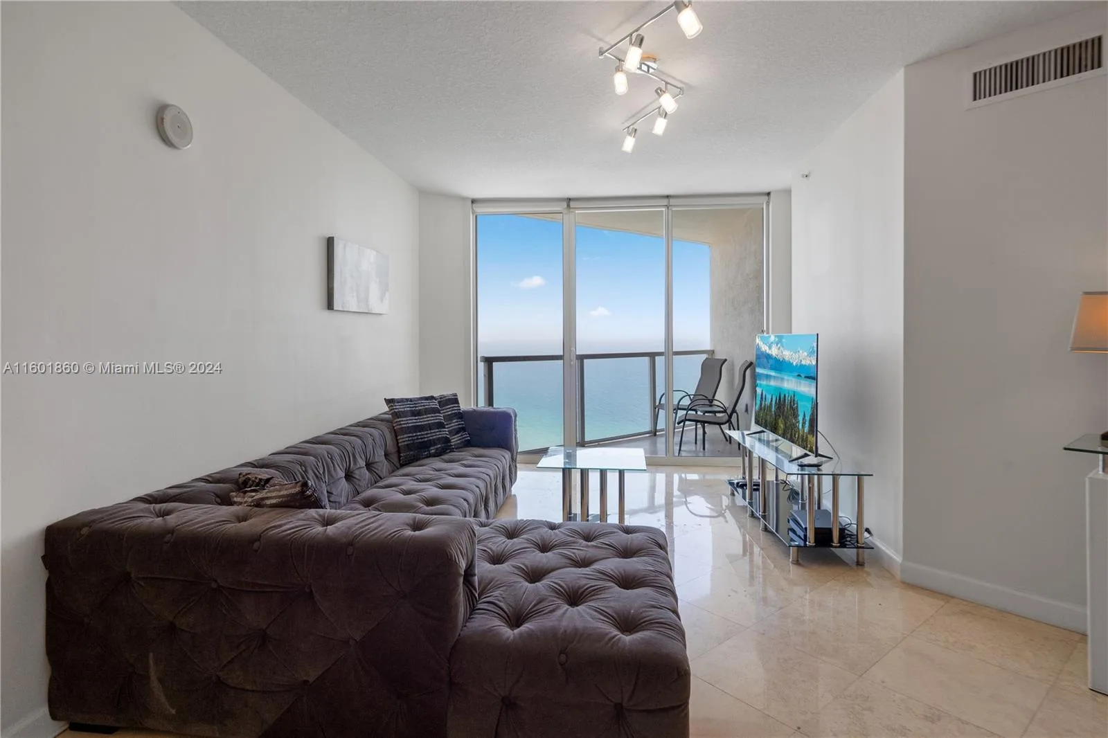 16699 Collins Ave # 3106, Sunny Isles Beach, FL 33160 photo 2