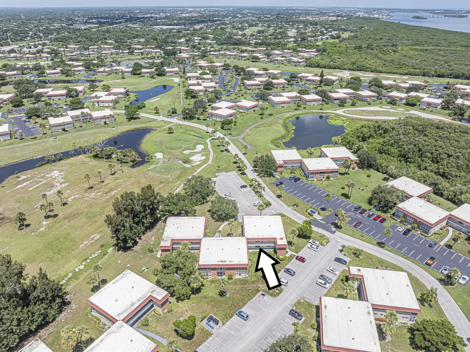 50 WOODLAND Drive # 202, Vero Beach, FL 32962