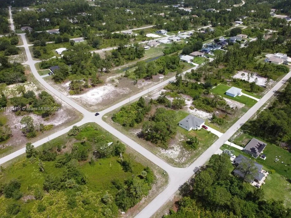 535 Beach Ave S, Lehigh Acres, FL 33974 photo 5