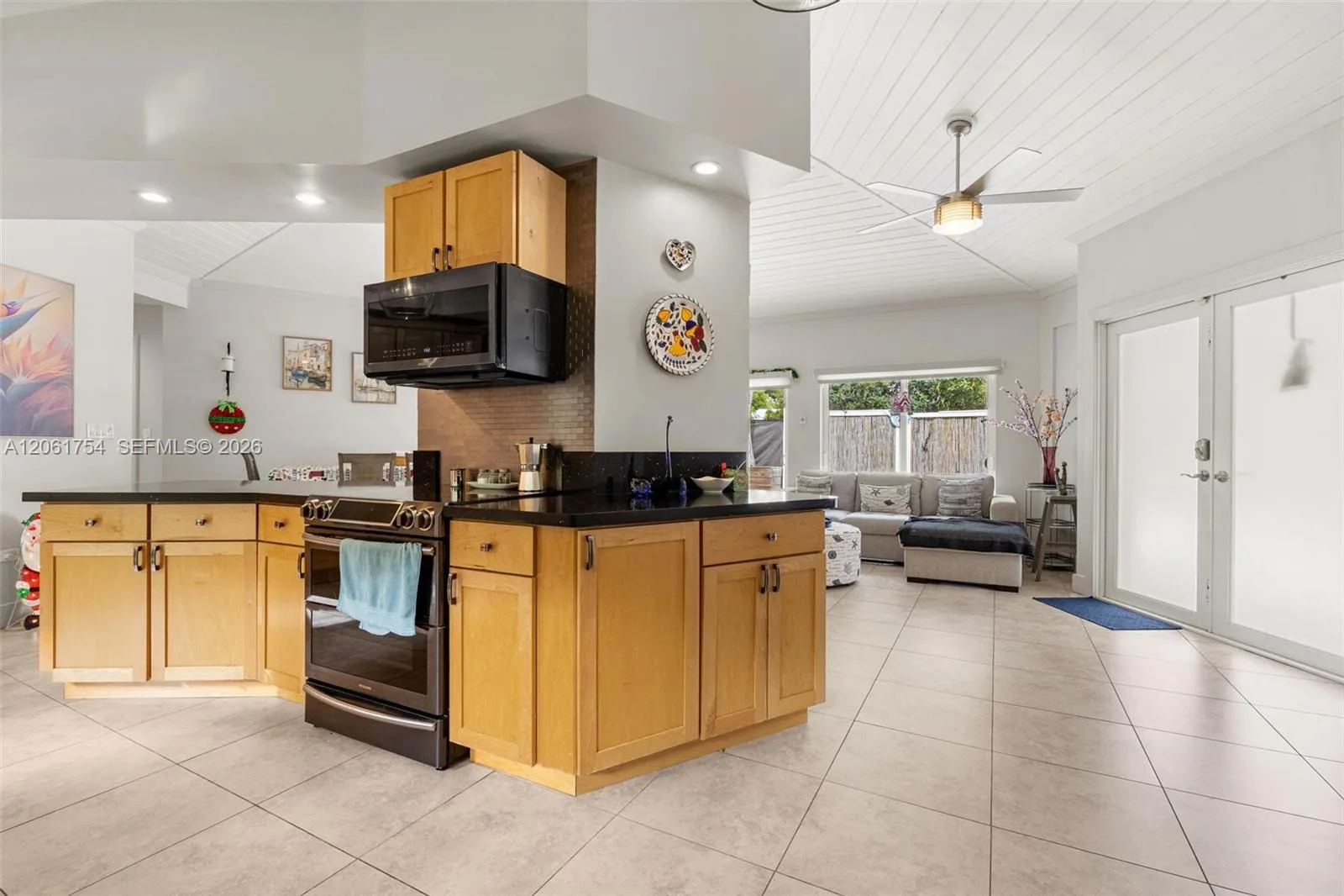 157 Navajo St, Tavernier, FL 33070 photo 12