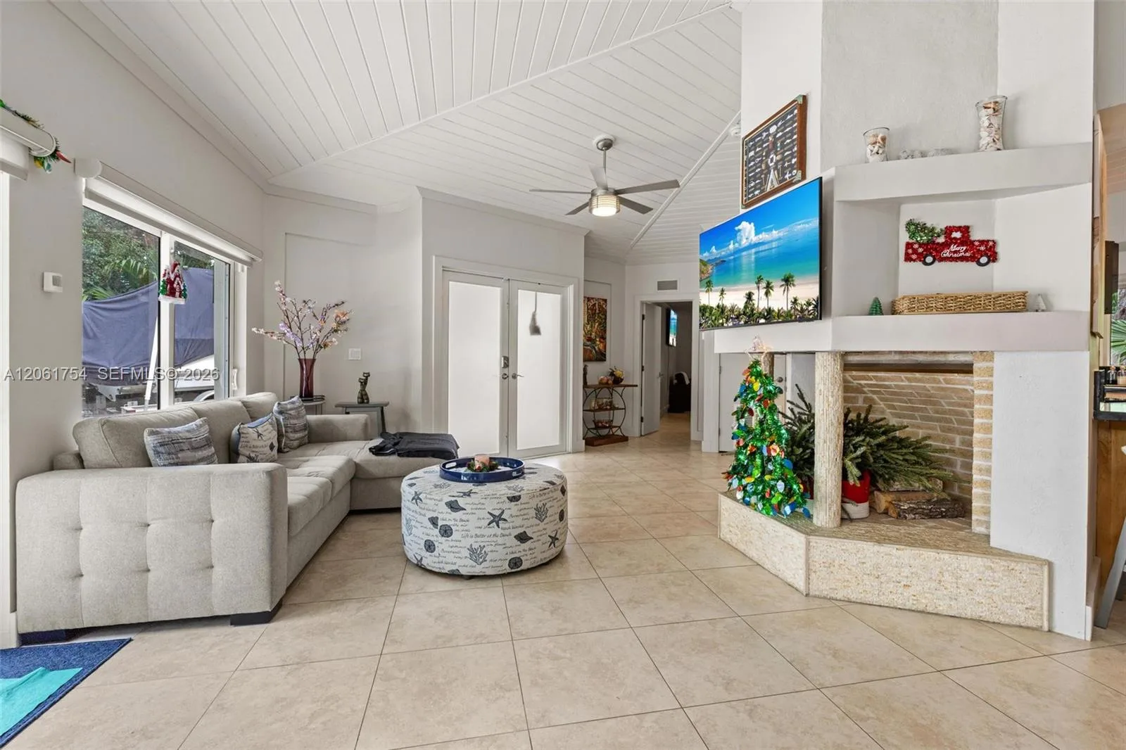 157 Navajo St, Tavernier, FL 33070 photo 8