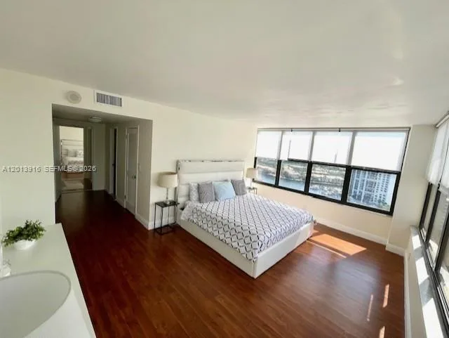2500 Parkview Dr # 2114, Hallandale Beach, FL 33009 photo 10