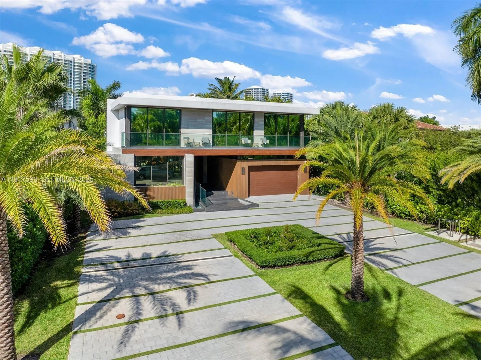 342 S Parkway, Golden Beach, FL 33160