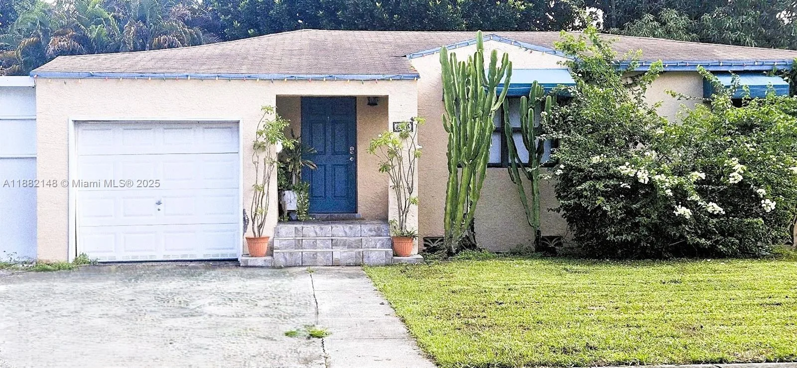 243 NW 62nd Ct, Miami, FL 33126 photo 2