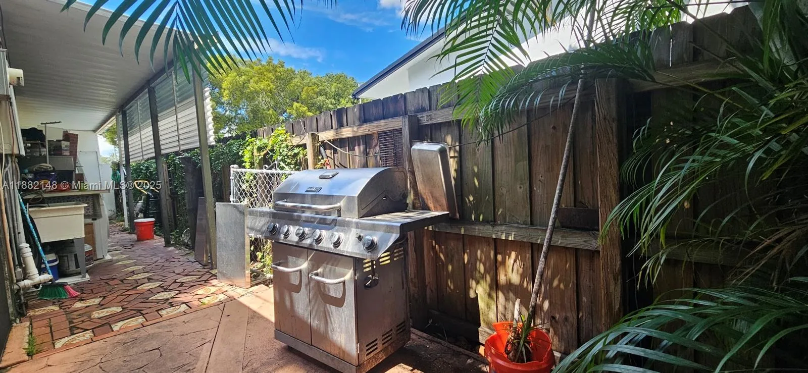 243 NW 62nd Ct, Miami, FL 33126 photo 6
