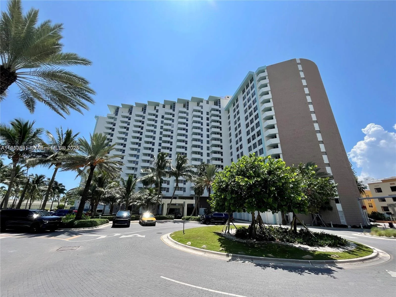 2899 Collins Ave # 1121, Miami Beach, FL 33140