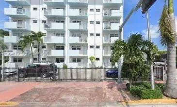 801 Meridian Ave # 3B, Miami Beach, FL 33139 photo 2