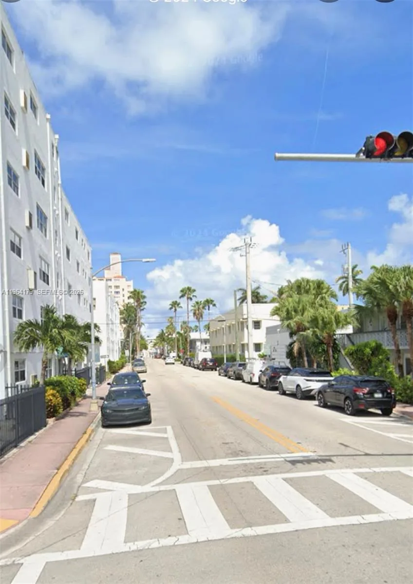 801 Meridian Ave # 3B, Miami Beach, FL 33139 photo 4