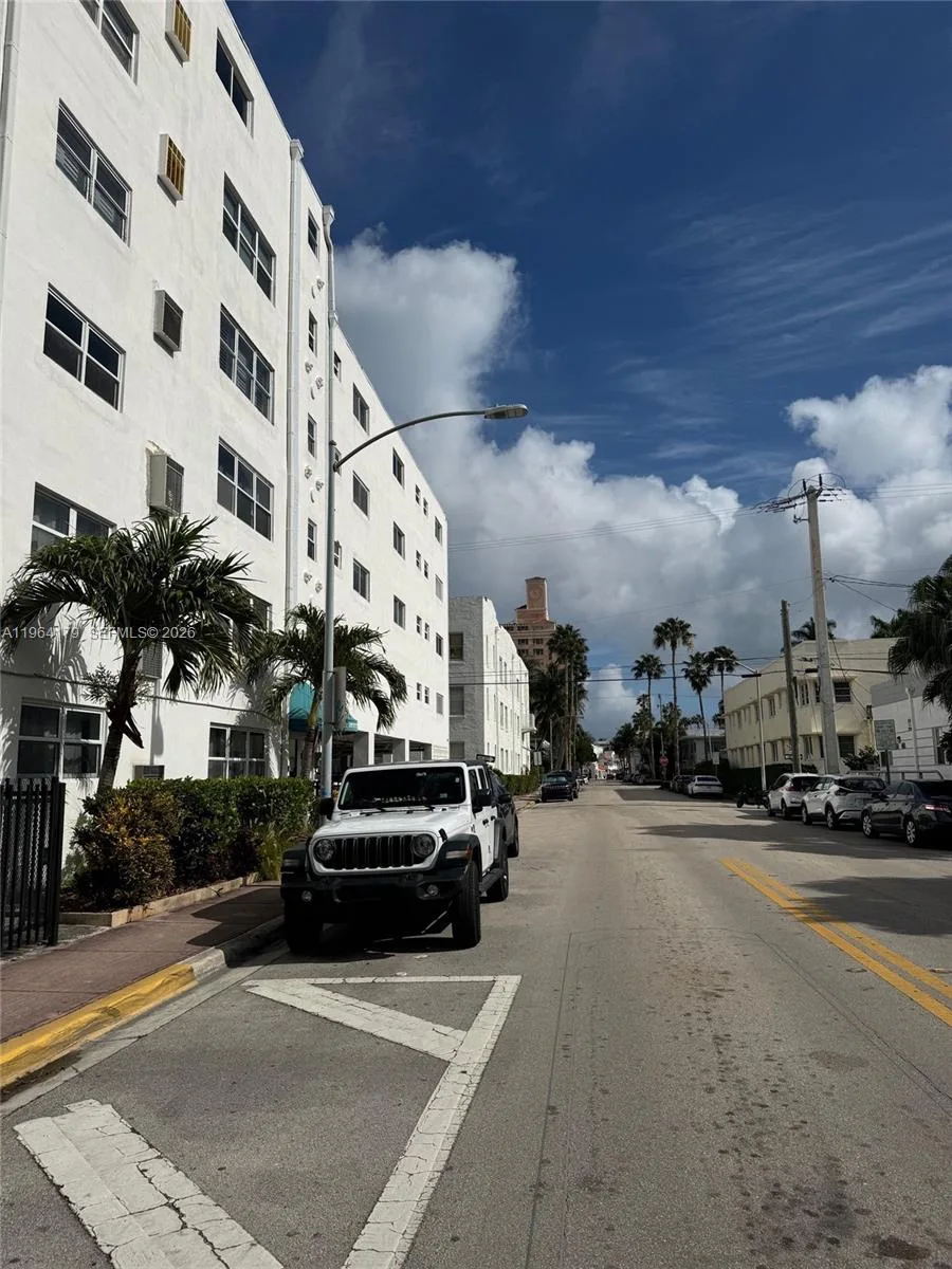 801 Meridian Ave # 3B, Miami Beach, FL 33139 photo 5