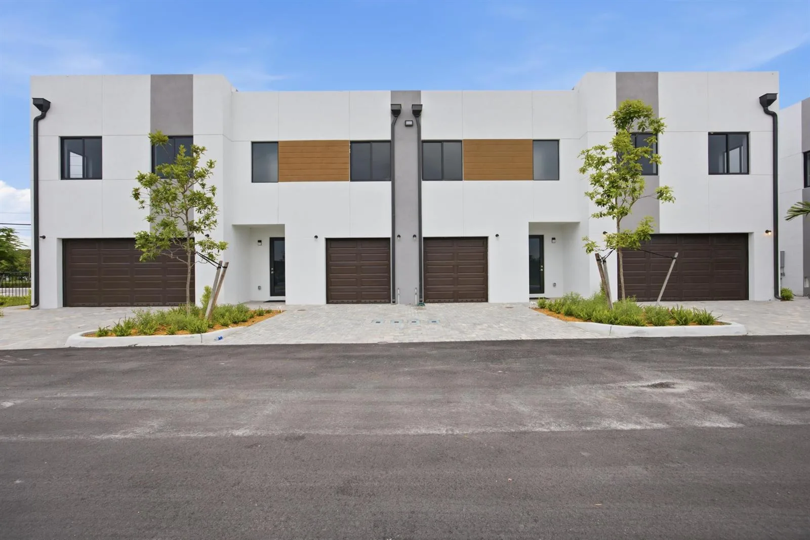 1544 NW 1st Avenue, Pompano Beach, FL 33060