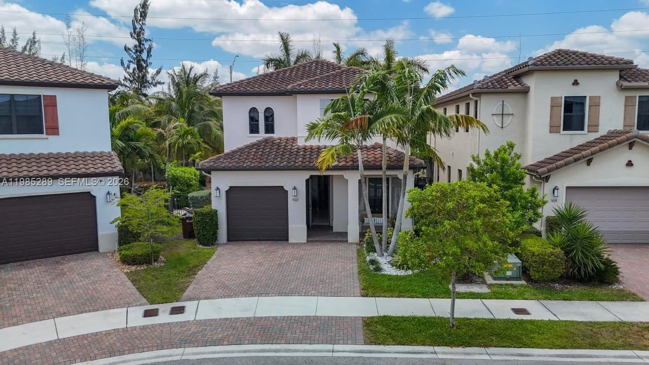 9602 W 35th Ln # 0, Hialeah, FL 33018