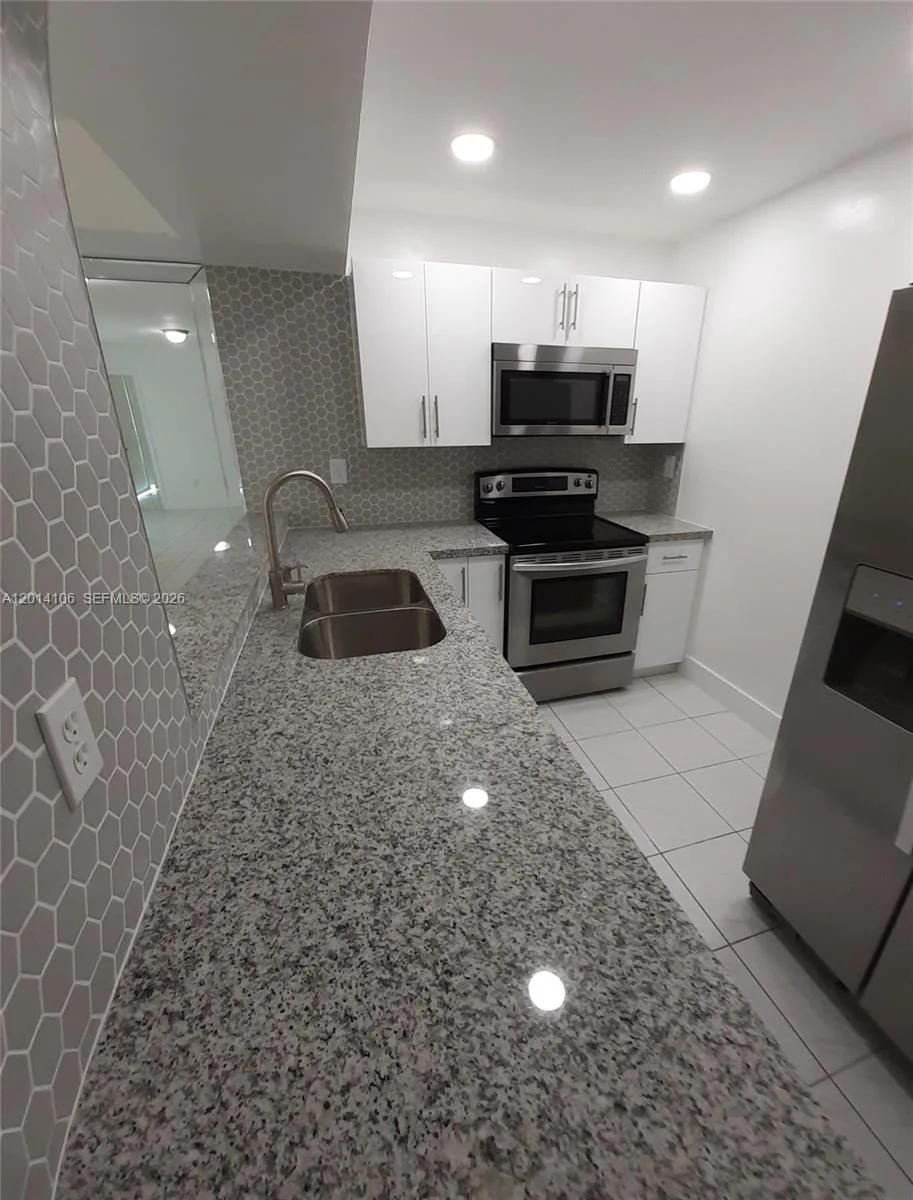 11800 SW 18th St # 314-4, Miami, FL 33175 photo 3