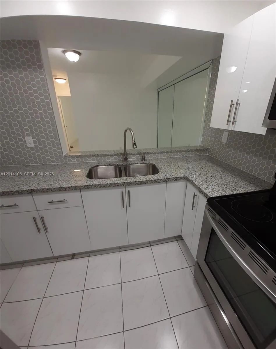 11800 SW 18th St # 314-4, Miami, FL 33175 photo 5