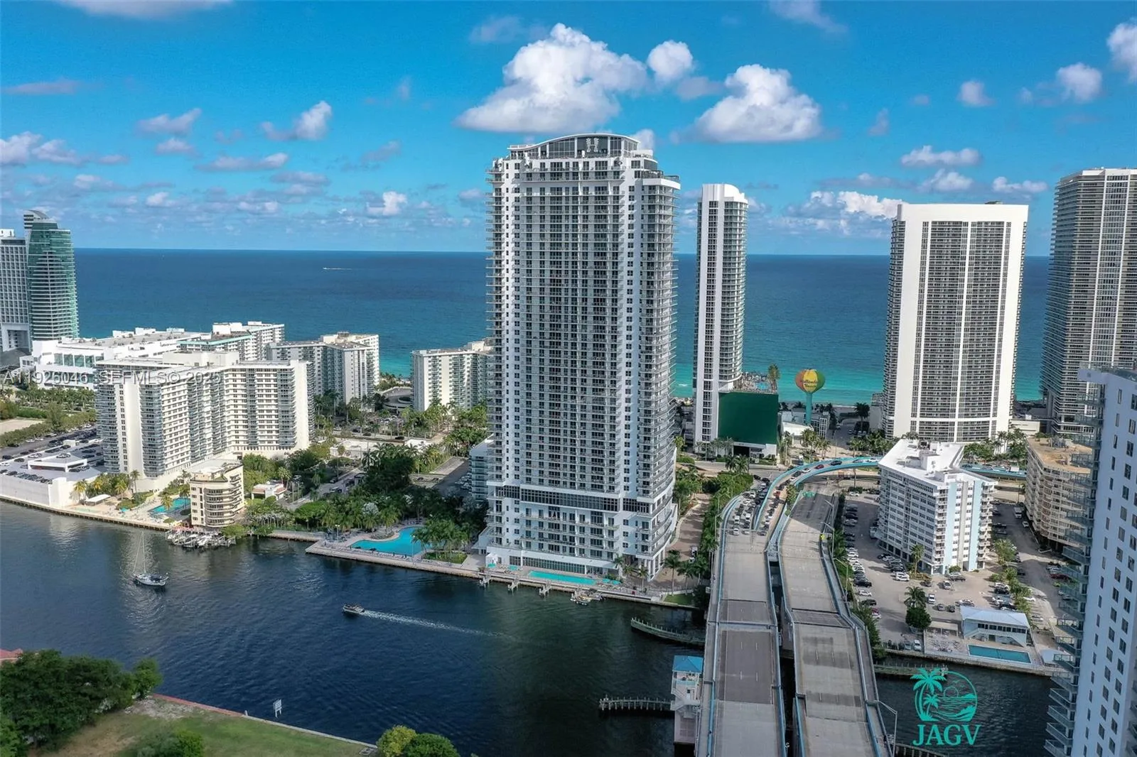 4010 S Ocean Dr # R3005, Hollywood, FL 33019