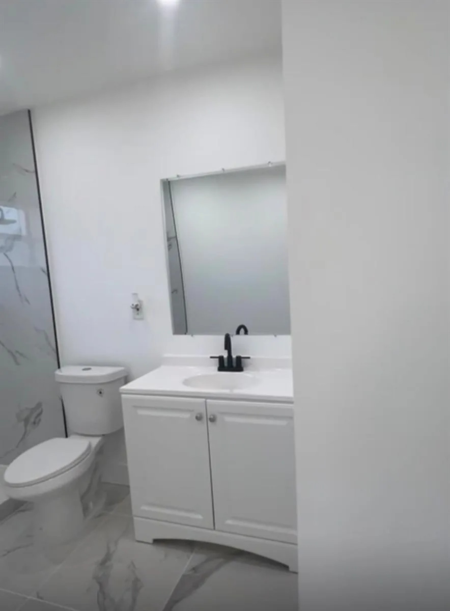 517 NW 16TH Avenue, Fort Lauderdale, FL 33311 photo 6