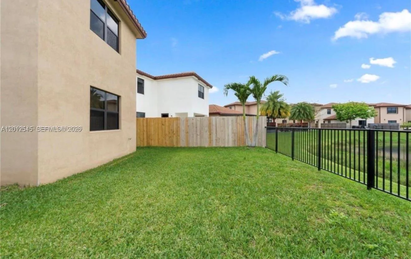 2401 NE 2nd Dr, Homestead, FL 33033 photo 13