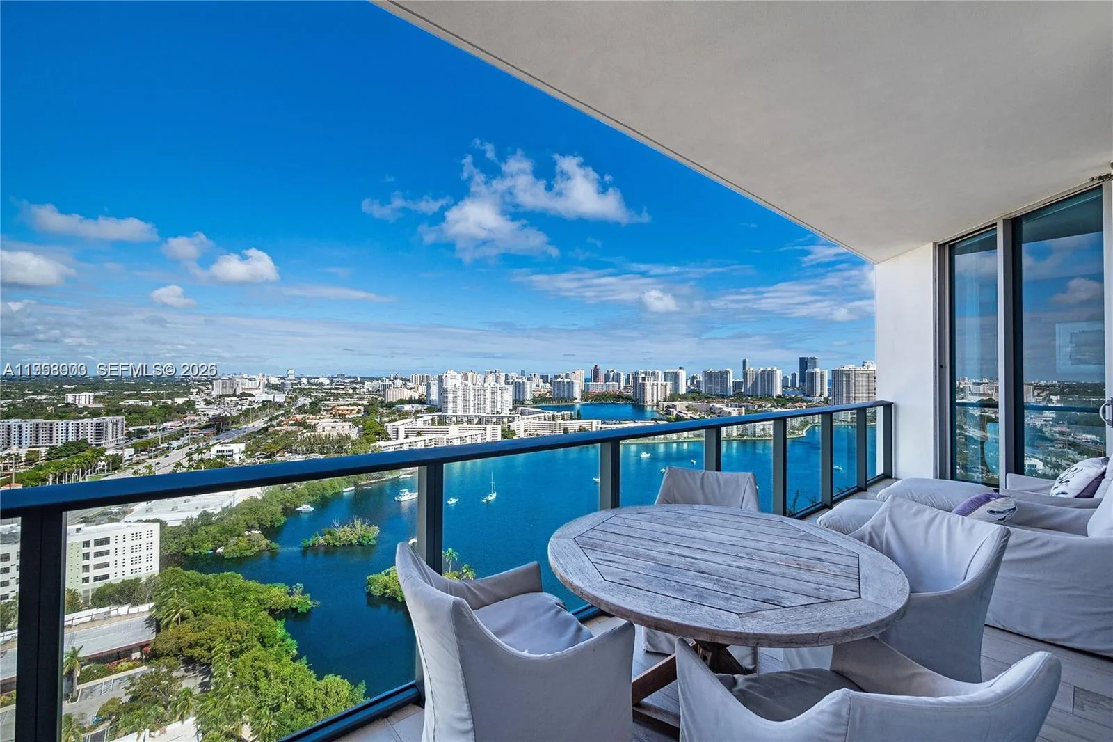 17301 BISCAYNE BLVD # PH6, North Miami Beach, FL 33160