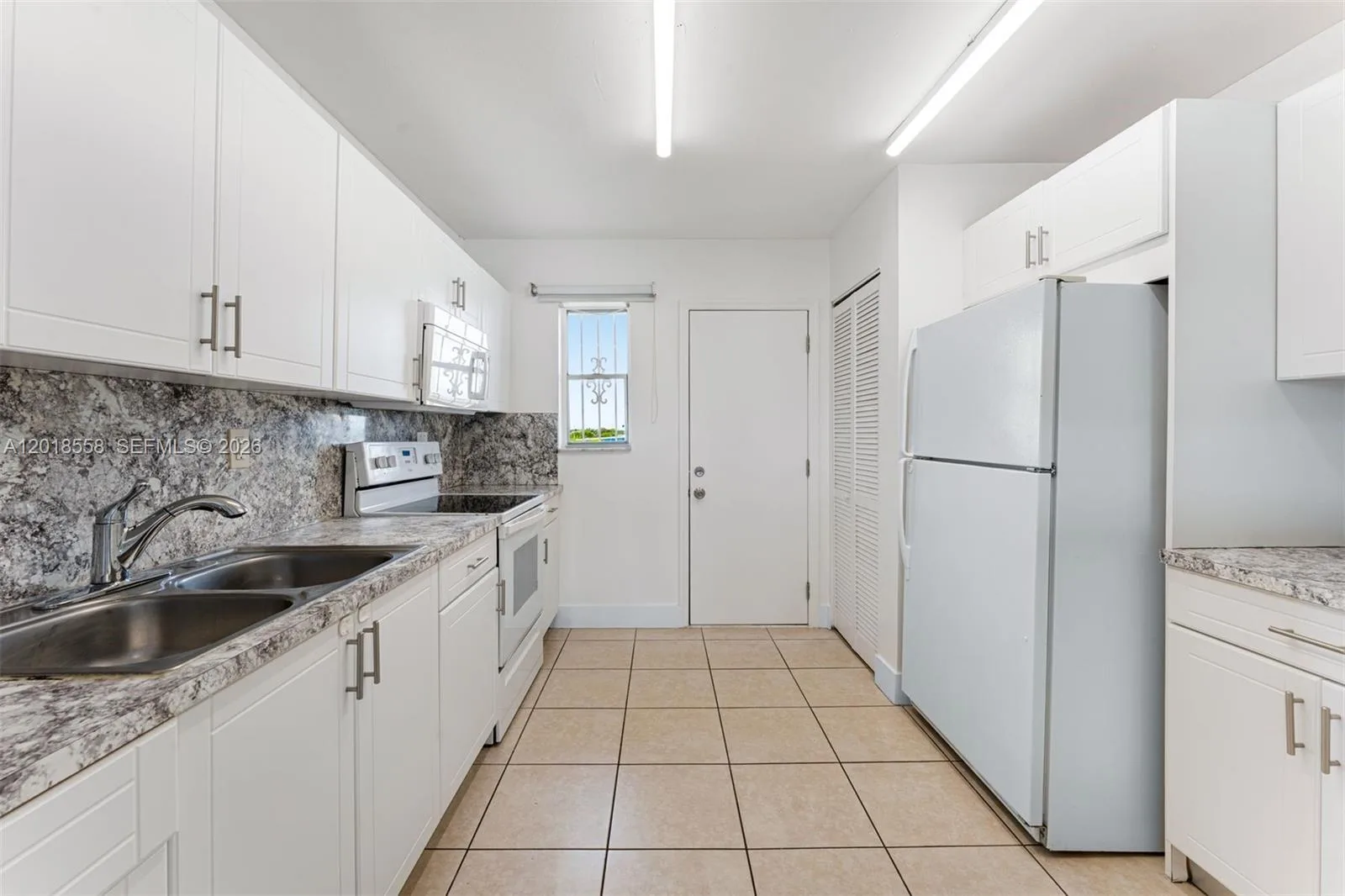 1950 W 54th St # 412, Hialeah, FL 33012 photo 5