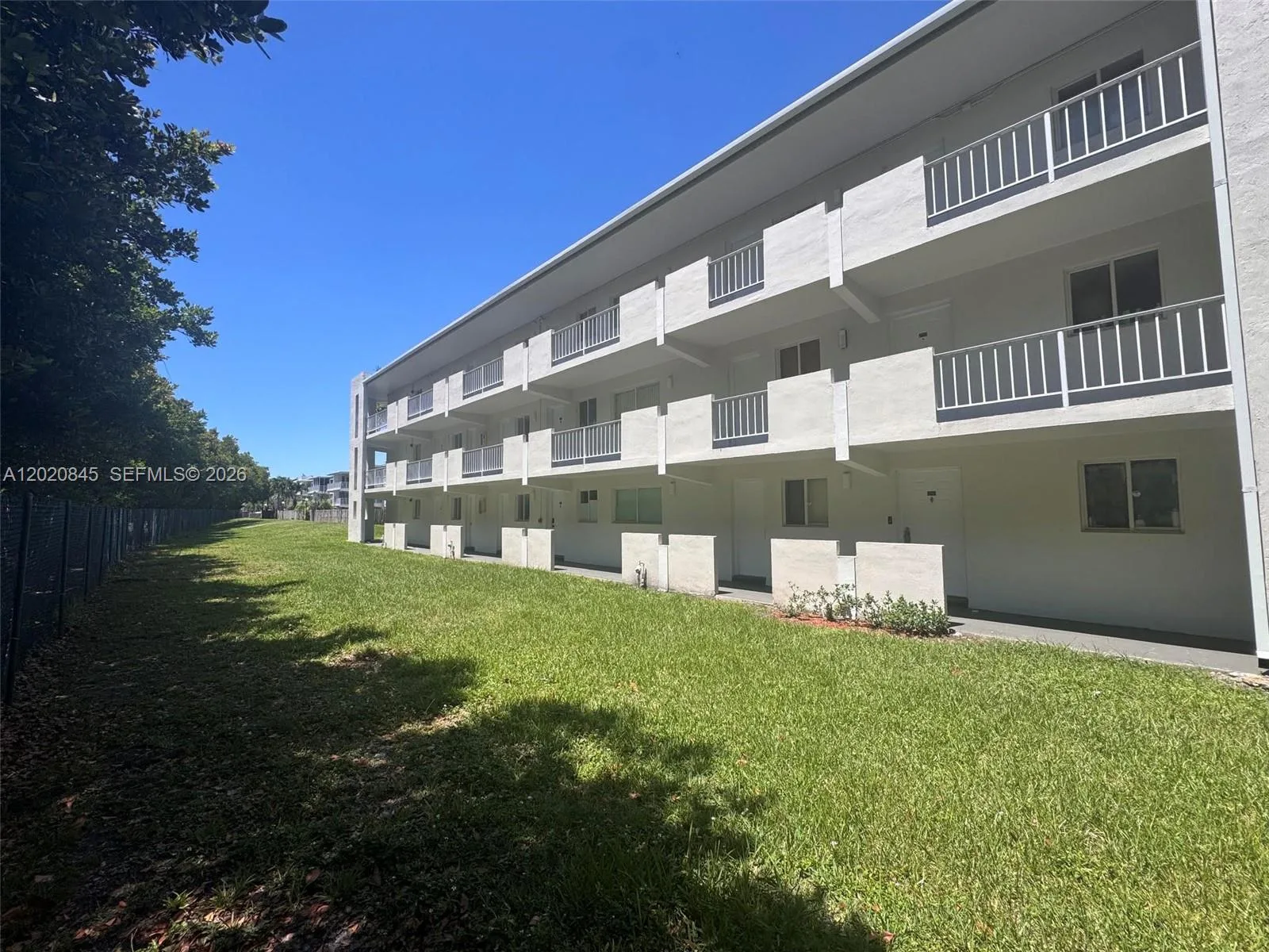 7737 SW 88th St # C106, Miami, FL 33156 photo 2