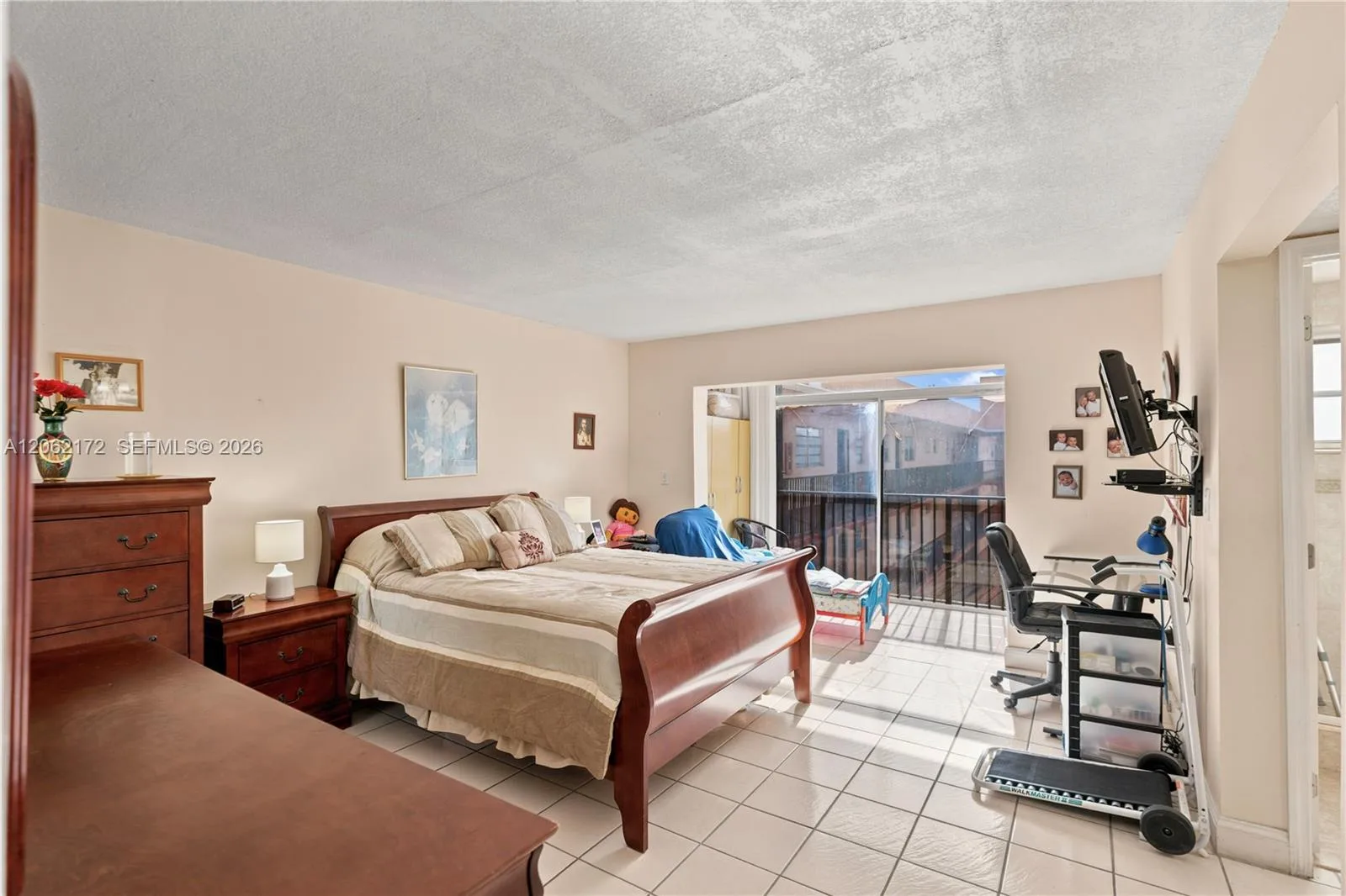 1855 W 60th St # 407, Hialeah, FL 33012 photo 8