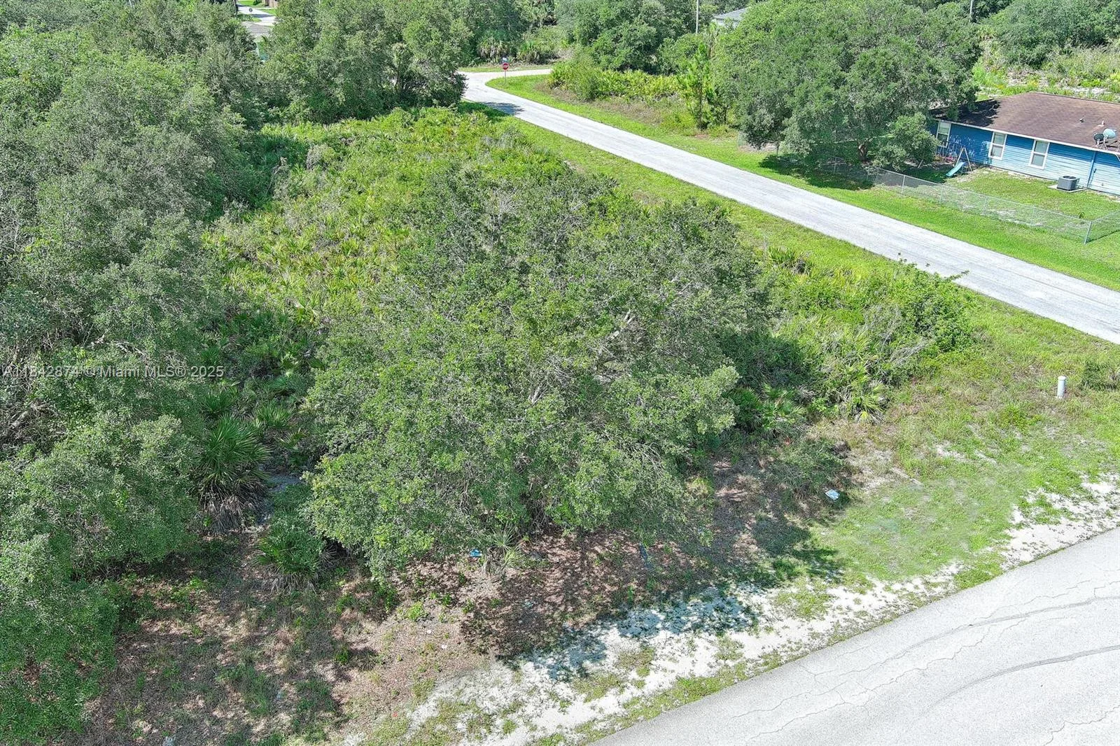 2517 W 67th Street, Lehigh Acres, FL 33971 photo 6