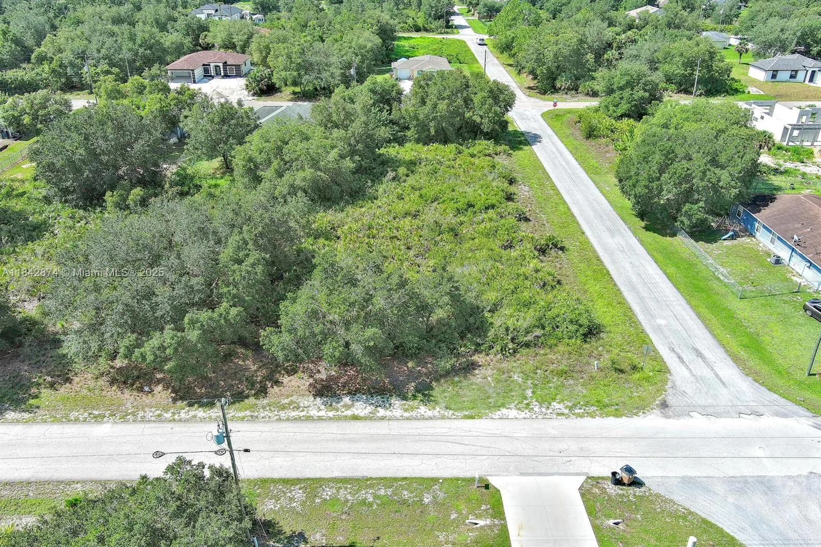 2517 W 67th Street, Lehigh Acres, FL 33971 photo 9