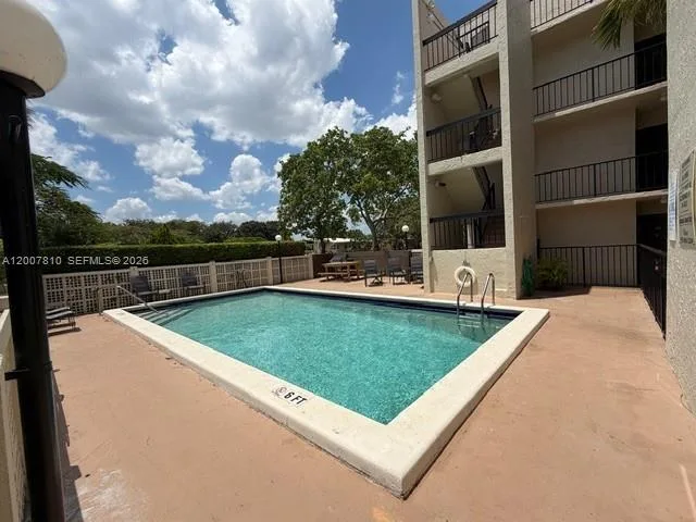 709 Curtiss Pkwy # 20, Miami Springs, FL 33166 photo 5