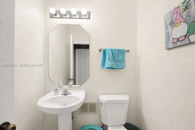 385 NE 31st Ave, Homestead, FL 33033 photo 6