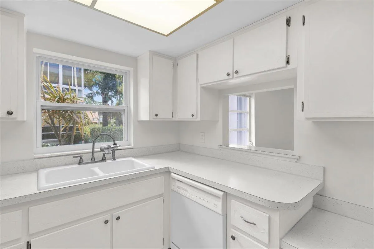 2950 SE Ocean Boulevard # 14-1, Stuart, FL 34996 photo 12