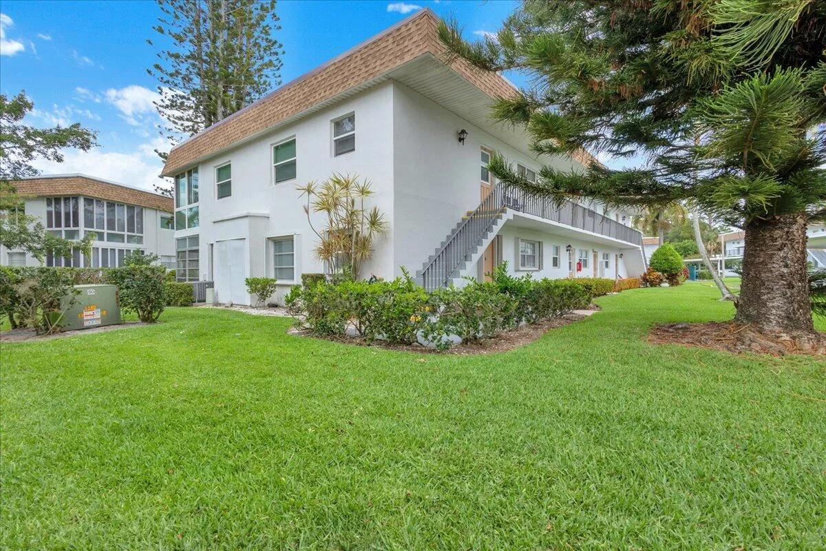 2950 SE Ocean Boulevard # 14-1, Stuart, FL 34996 photo 2