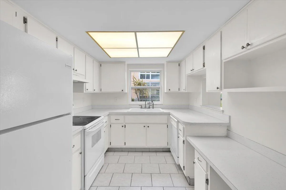 2950 SE Ocean Boulevard # 14-1, Stuart, FL 34996 photo 8