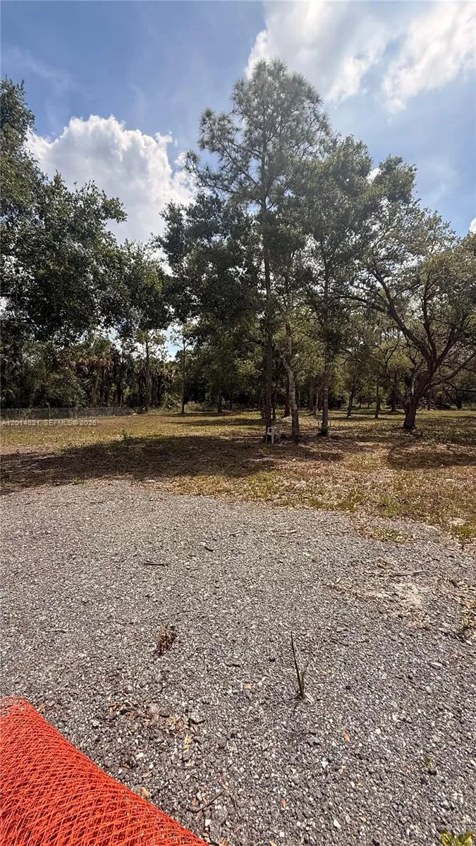 465 S Estribo st, Clewiston, FL 33440-2613 photo 4