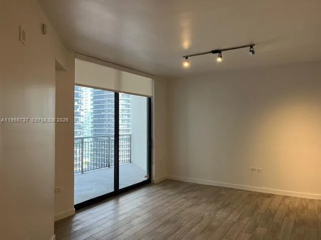 999 SW 1st Ave # 2301, Miami, FL 33130 photo 3