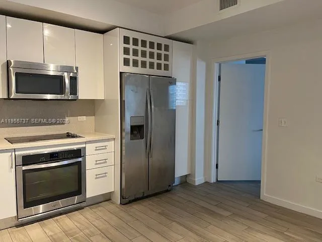 999 SW 1st Ave # 2301, Miami, FL 33130 photo 7