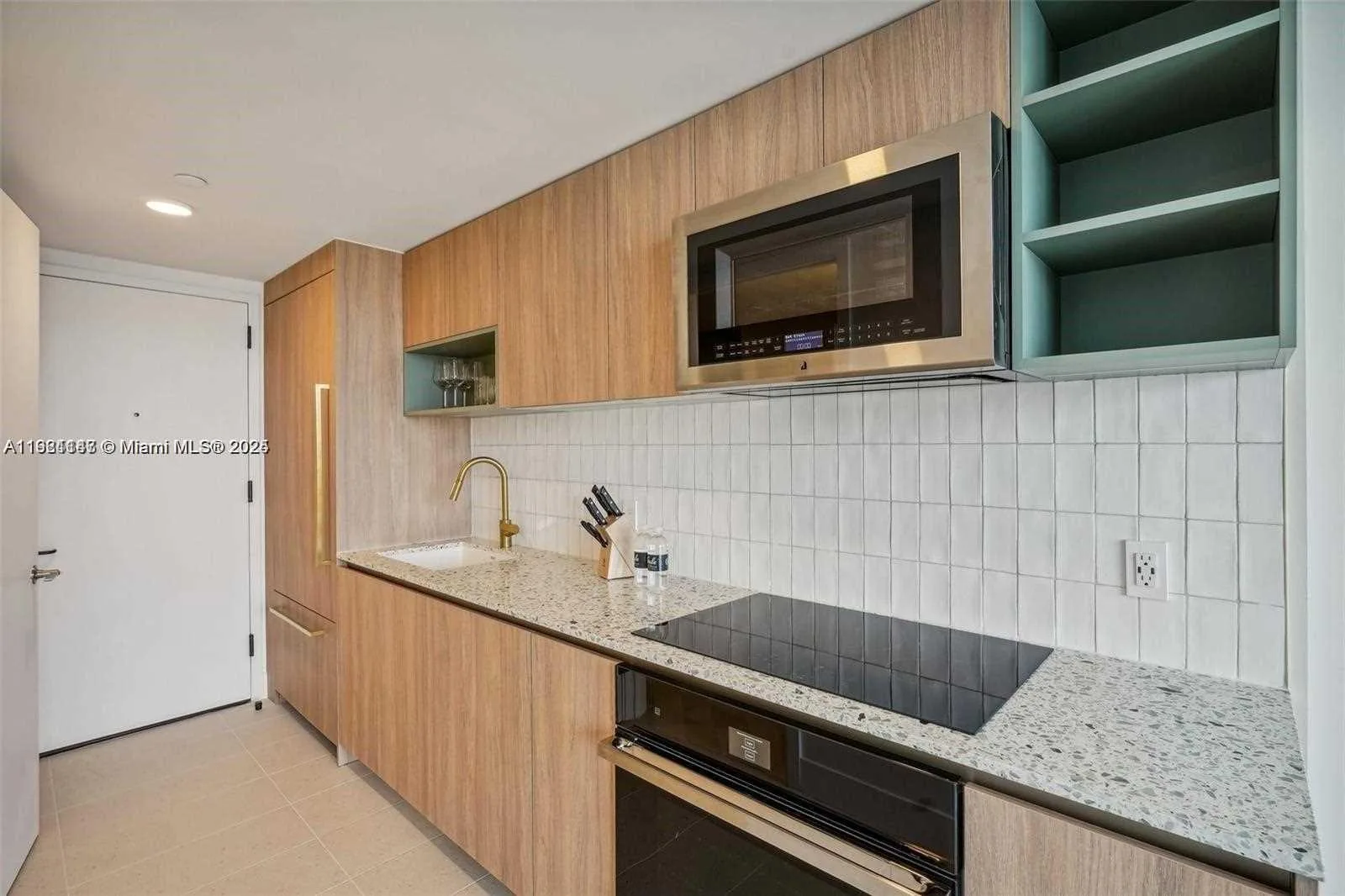 159 NE 6th St # 4114, Miami, FL 33132 photo 2