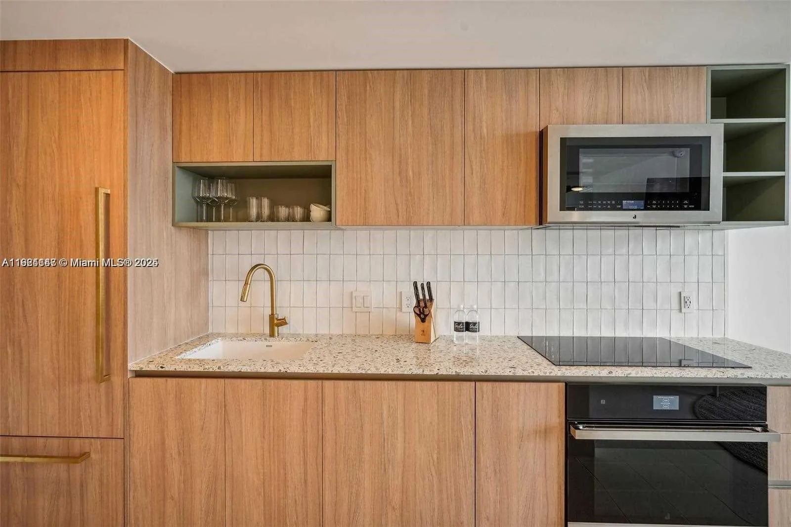 159 NE 6th St # 4114, Miami, FL 33132 photo 4
