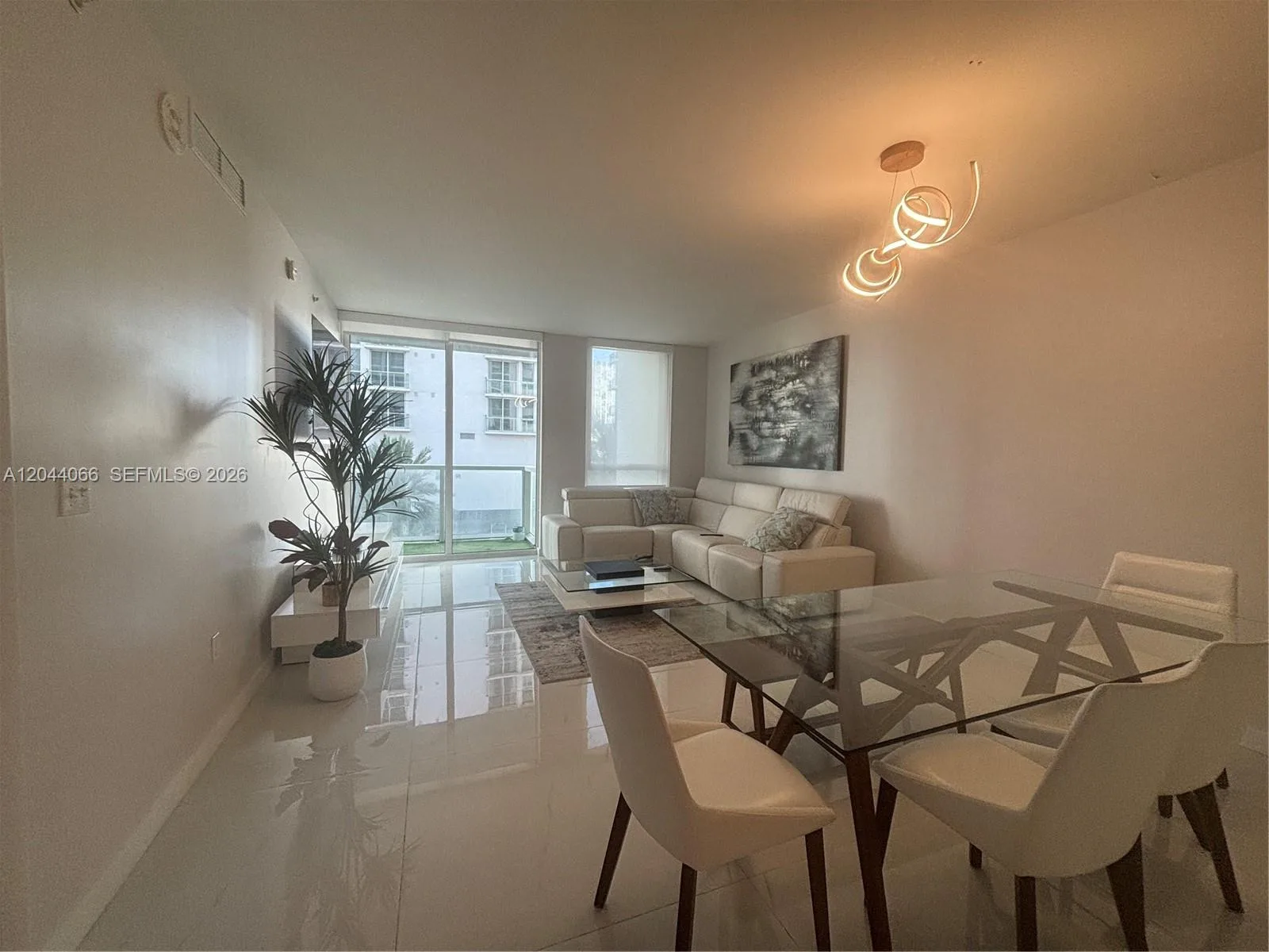 253 NE 2nd St # 1204, Miami, FL 33132