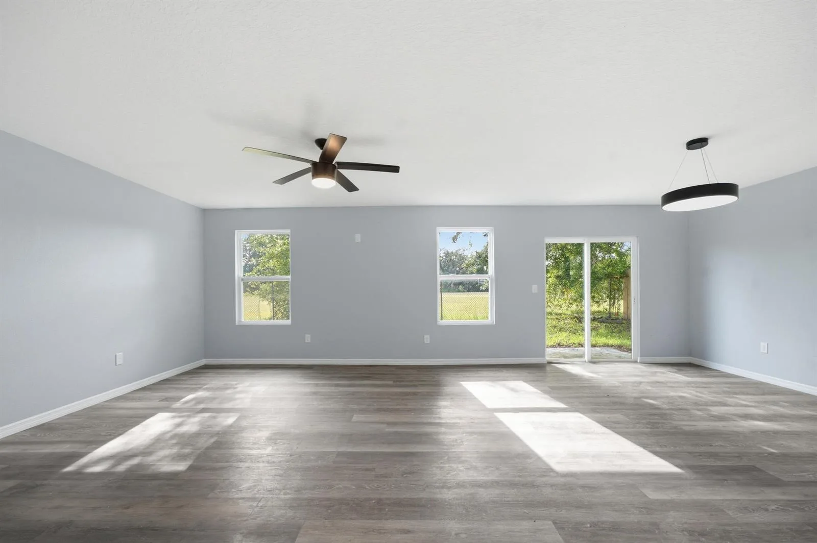 4327 Bessie Circle E, Jacksonville, FL 32209 photo 13