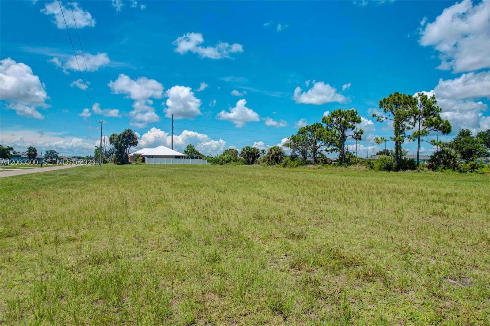 2625 NE 5th PL, Cape Coral, FL 33909 photo 13