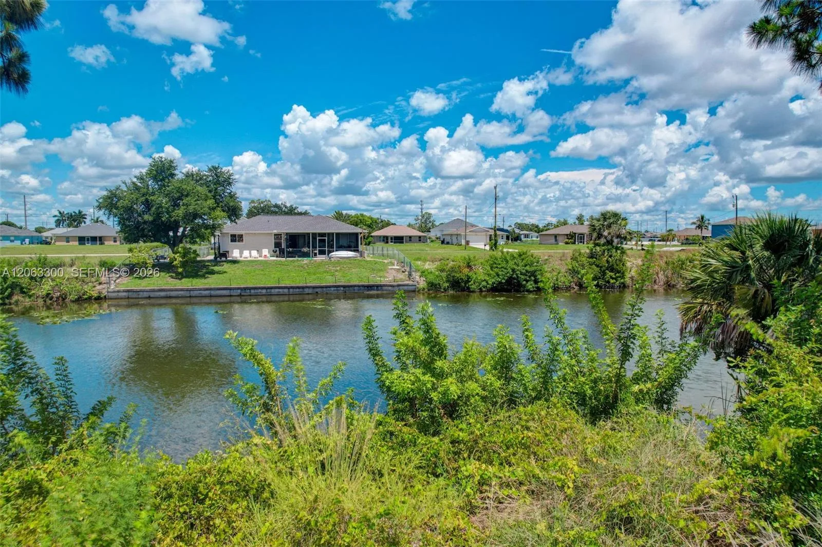 2625 NE 5th PL, Cape Coral, FL 33909 photo 4